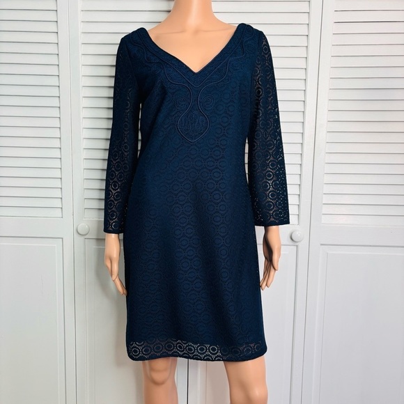 LILLY PULITZER Alden True Navy Dress Size Medium - Picture 2 of 8